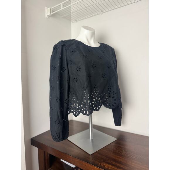 American Eagle Black Long Sleeve High Neck Crop with Floral Pattern Cutouts - Picture 2 of 6